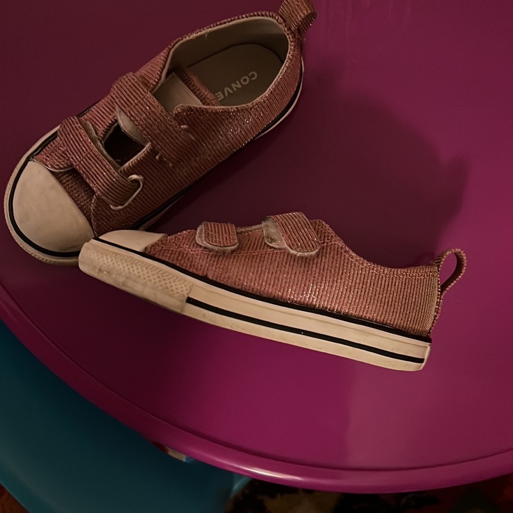 Sparkly converse